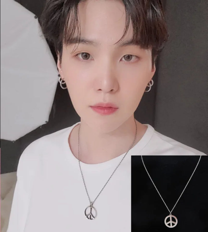 K-pop Style Necklace Collection – Trendy Korean Jewelry Picks