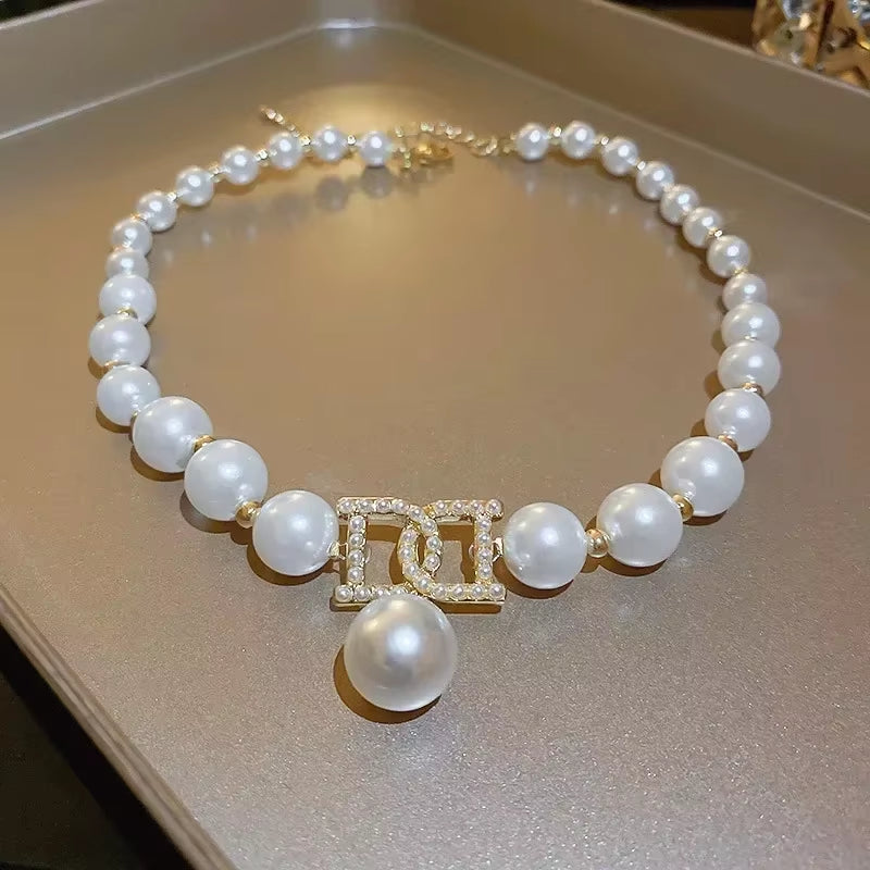 Elegant Pearl Clavicle Necklace & Earring Set – Women’s Short Pendant Jewelry Collection