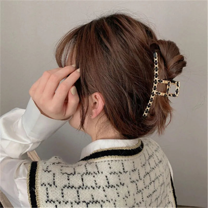 Elegant Alloy Bow Hair Claw