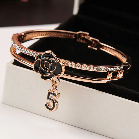 2024 Luxury Camellia CC Bangle - Vintage Summer Bracelet