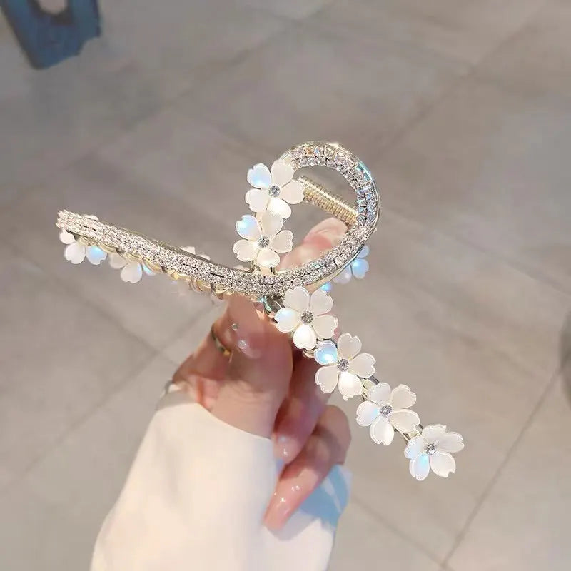 Elegant Flower Shark Hair Clip