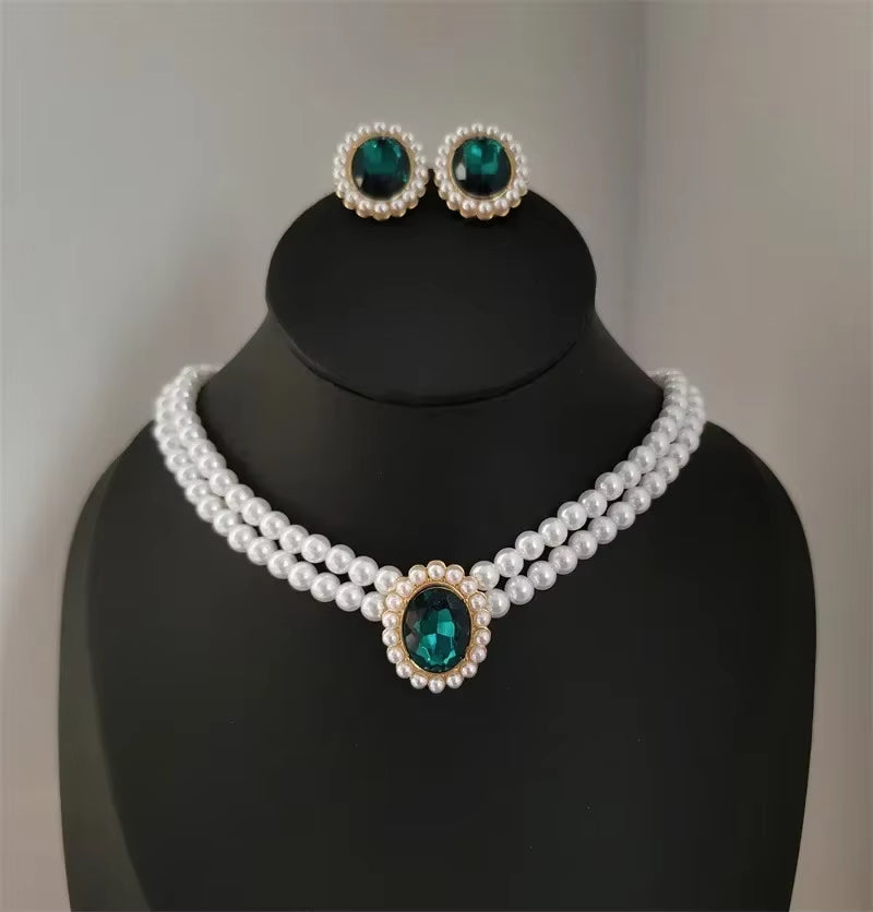 Elegant Pearl Clavicle Necklace & Earring Set – Women’s Short Pendant Jewelry Collection