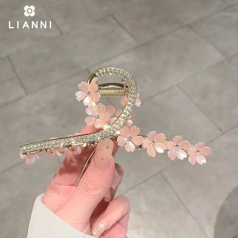 Elegant Flower Shark Hair Clip