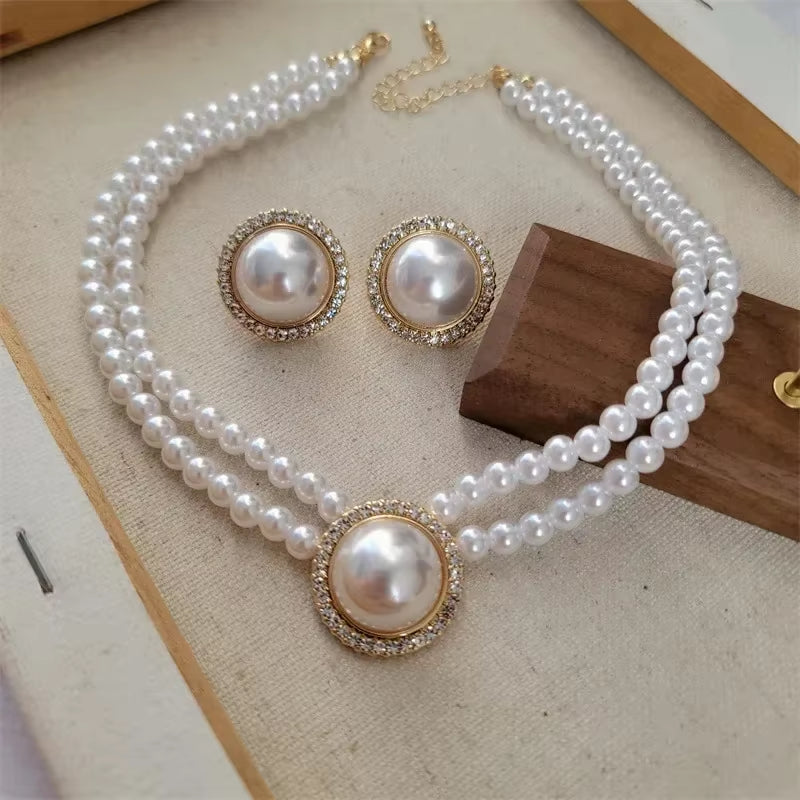 Elegant Pearl Clavicle Necklace & Earring Set – Women’s Short Pendant Jewelry Collection