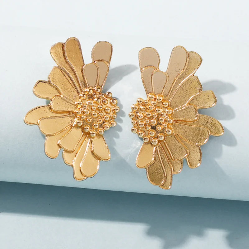 Vintage Floral Alloy Earrings - European & American Chic